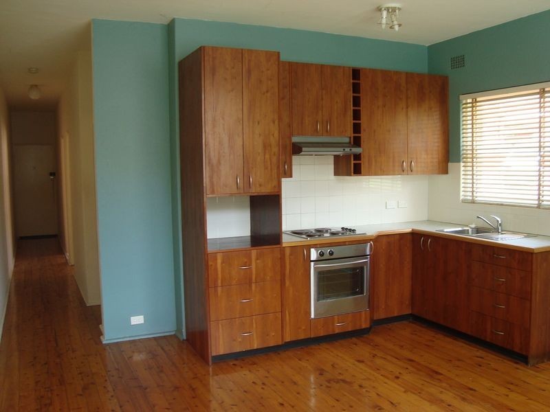 2/18 Oxley Avenue, Jannali NSW 2226