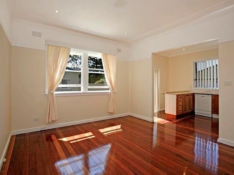 29 Kenneth Avenue, Kirrawee NSW 2232