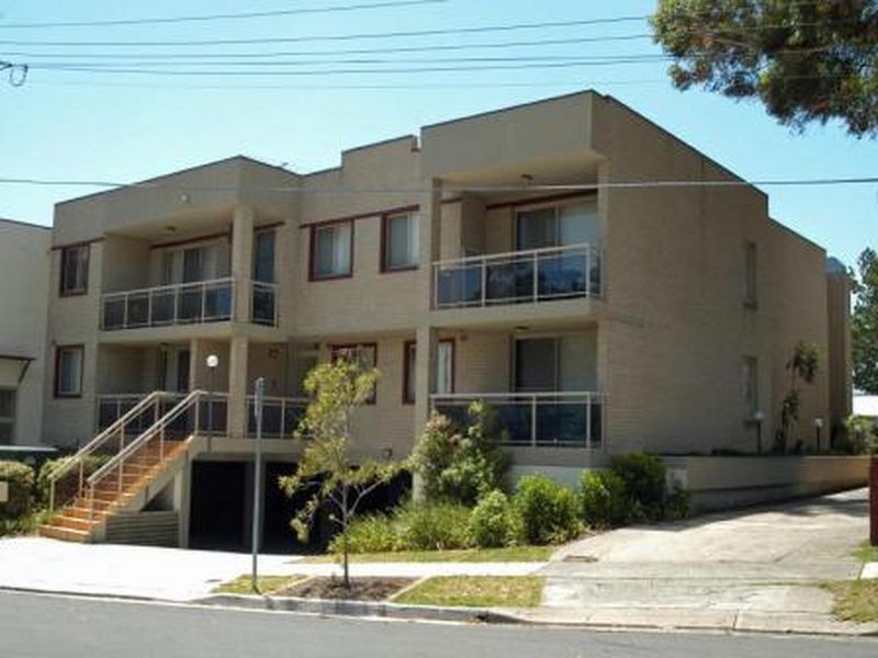 6/96 Railway Crescent, Jannali NSW 2226