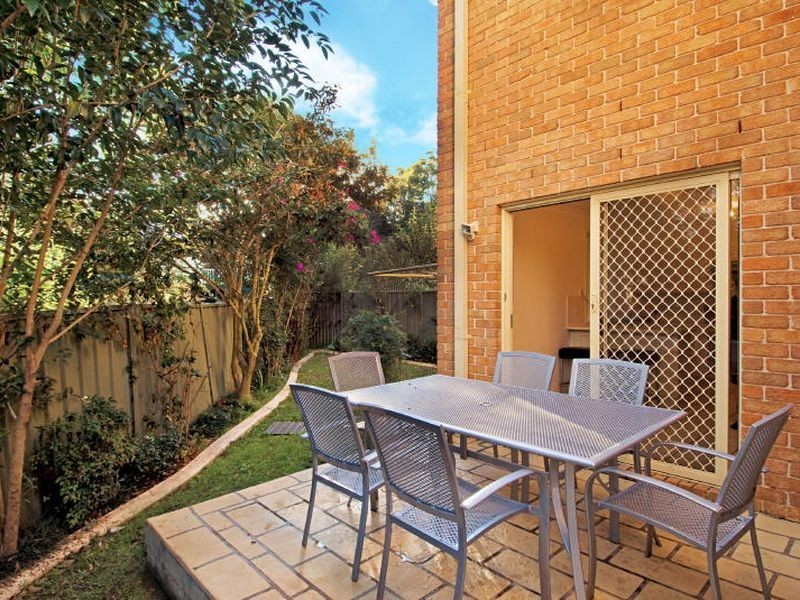1/63 Merton Street, Sutherland NSW 2232