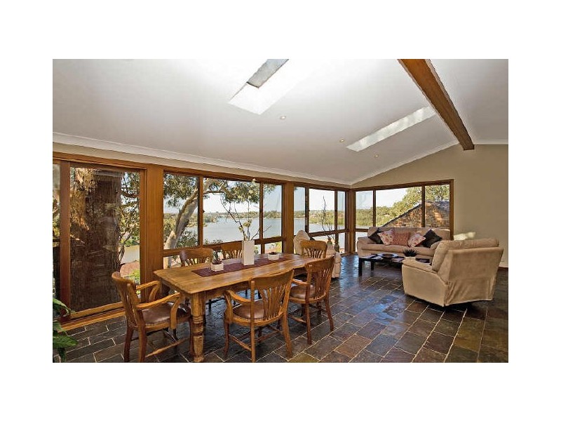 5 Tradewinds Place, Kareela NSW 2232