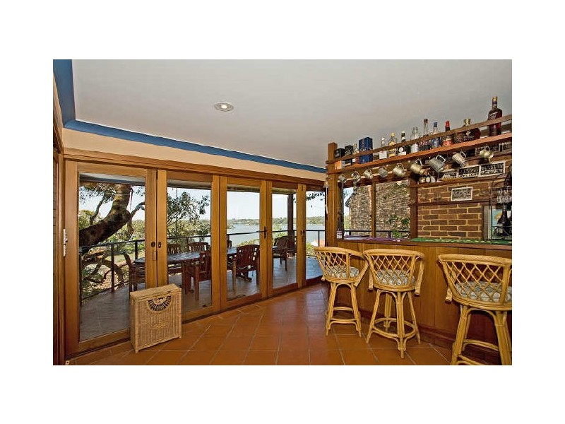 5 Tradewinds Place, Kareela NSW 2232