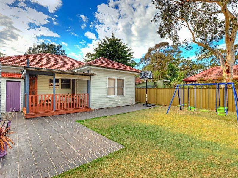 21 Haymet Street, Kirrawee NSW 2232