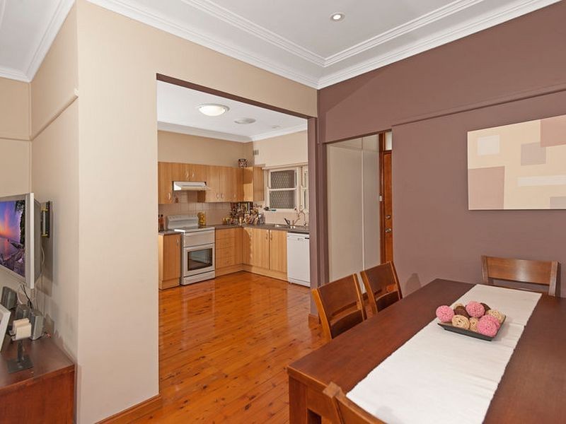 21 Haymet Street, Kirrawee NSW 2232
