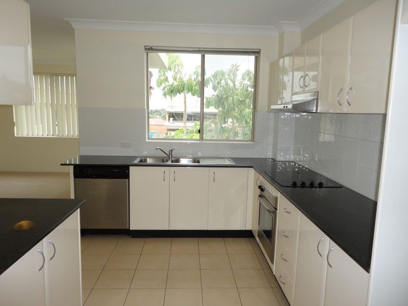 6/96-100 Railway Crescent, Jannali NSW 2226