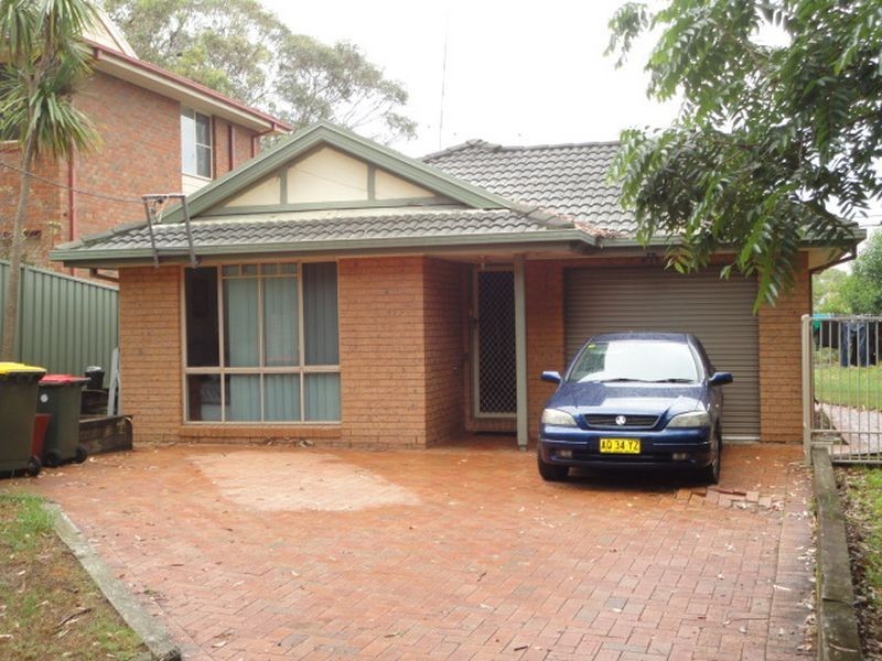 8 Doveley Road, Como NSW 2226