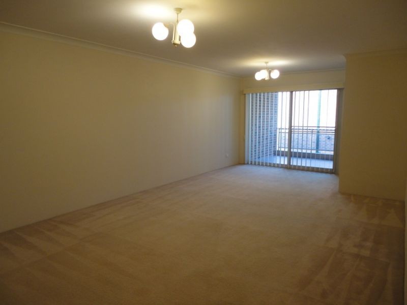 15/ 91-93 Acacia  Road, Sutherland NSW 2232