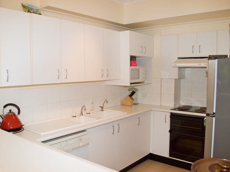 12/81 Bath Road, Kirrawee NSW 2232