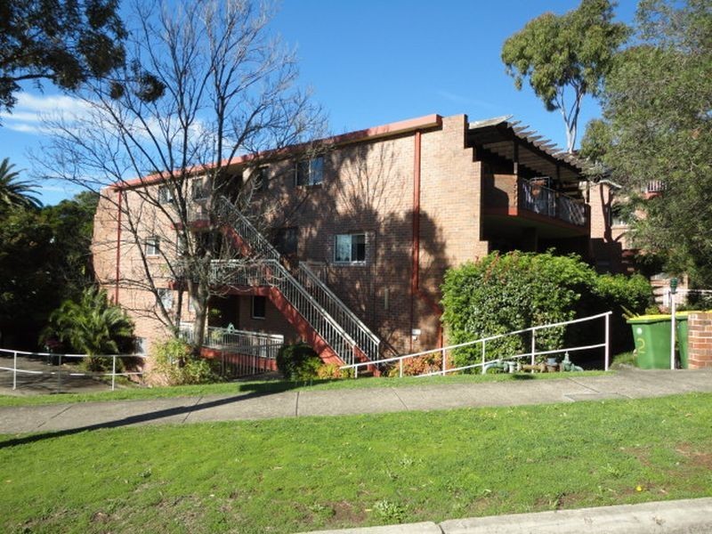 1/2 Railway Crescent, Jannali NSW 2226