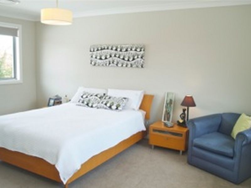 27 Girraween Avenue, Como NSW 2226