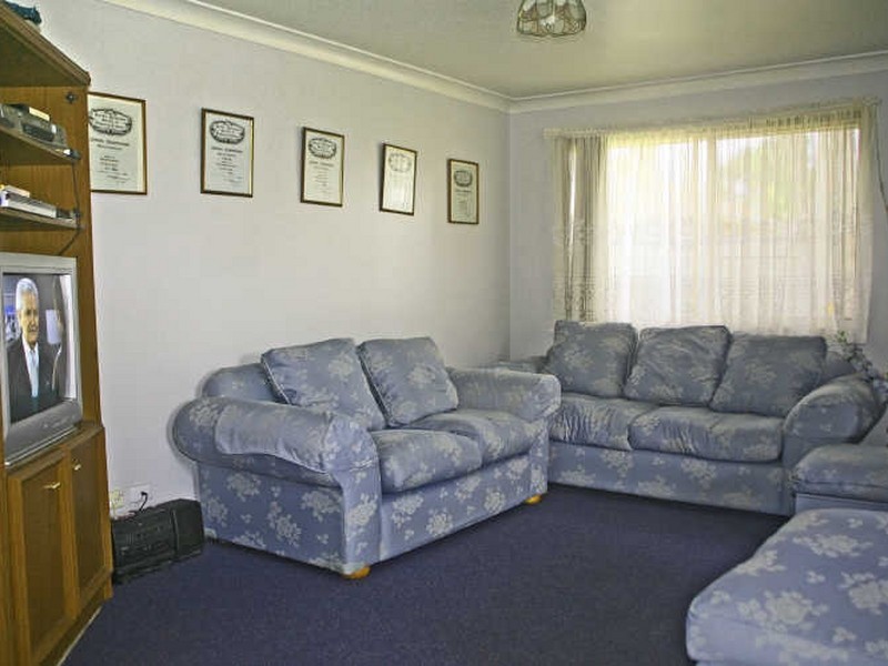 19B Waratah Street, Kirrawee NSW 2232