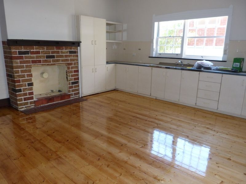 4 Woronora Crescent, Como NSW 2226