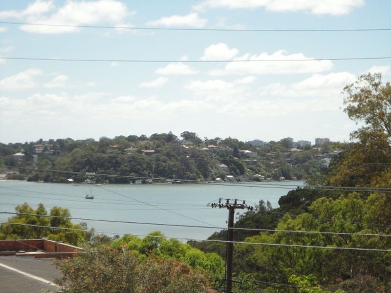 27 Novara Crescent, Como NSW 2226