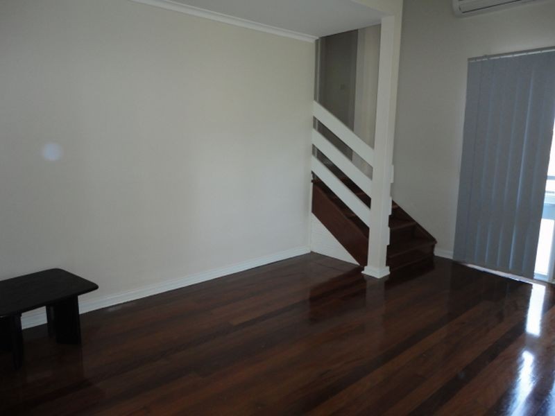 10 EIGHTH AVENUE, Jannali NSW 2226