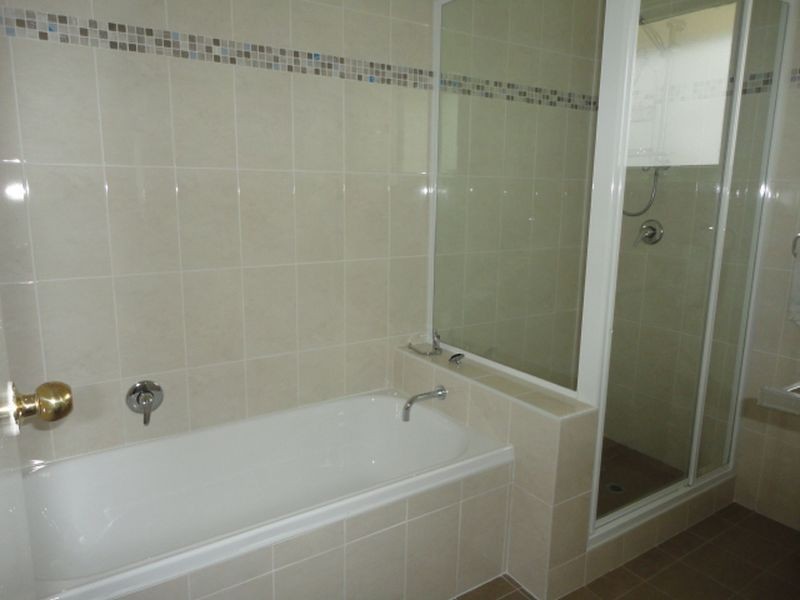 10 EIGHTH AVENUE, Jannali NSW 2226