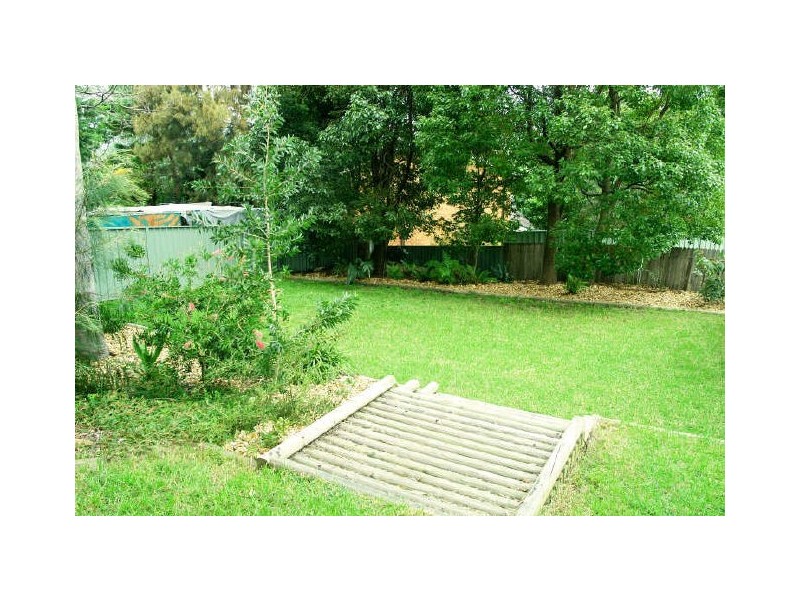 8 Bindea Street, Como NSW 2226