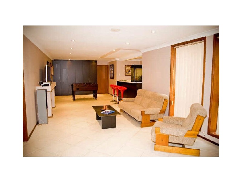 48 Solveig Crescent, Kareela NSW 2232