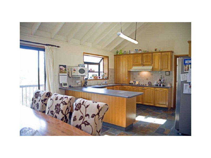 8 Garfield Avenue, Bonnet Bay NSW 2226