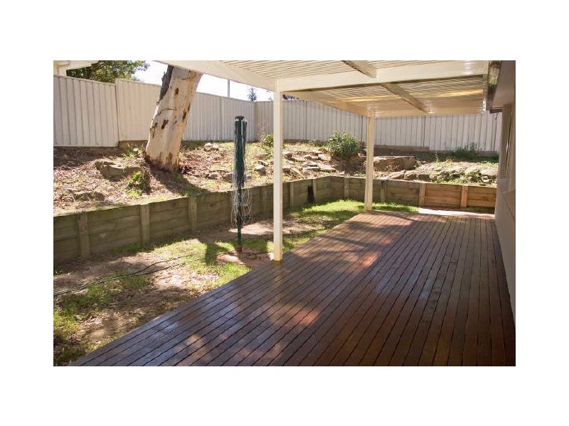 9 Leonay Street, Sutherland NSW 2232