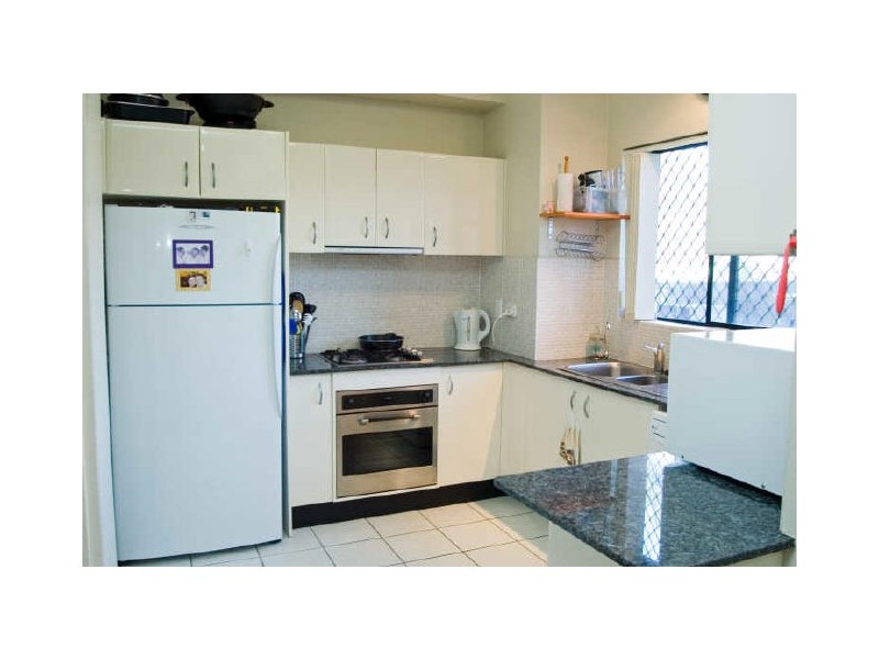 12/8 Warumbui Avenue, Miranda NSW 2228