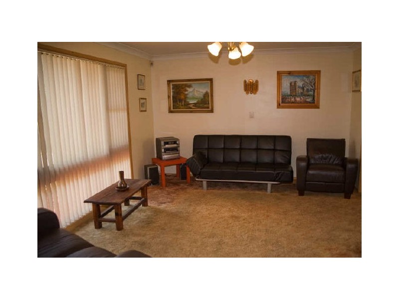 14 Osprey Drive, Illawong NSW 2234