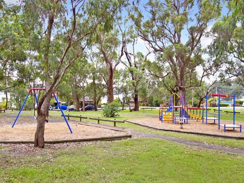 10 Georges River Crescent, Oyster Bay NSW 2225