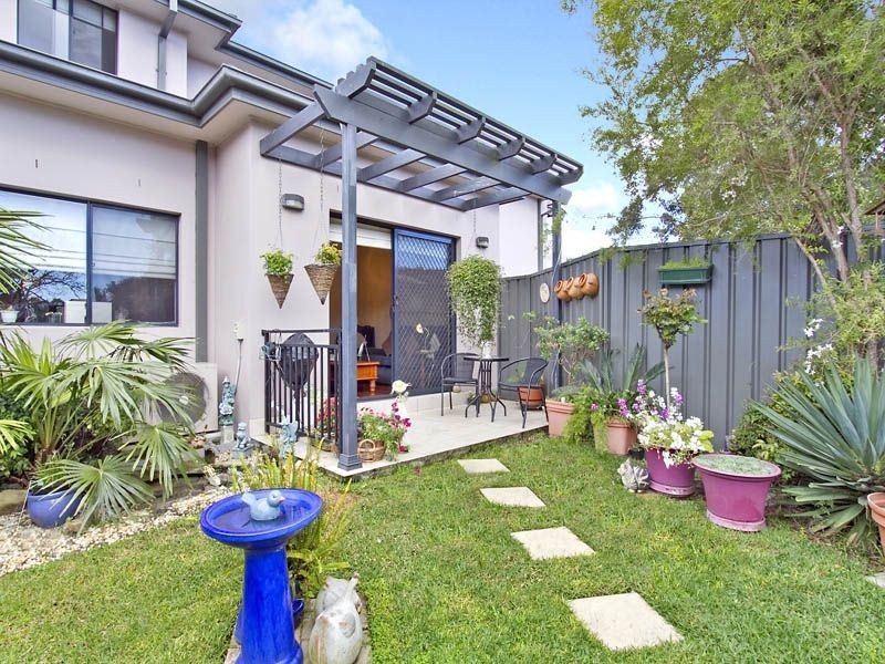 2/20 Melrose Avenue, Sylvania NSW 2224