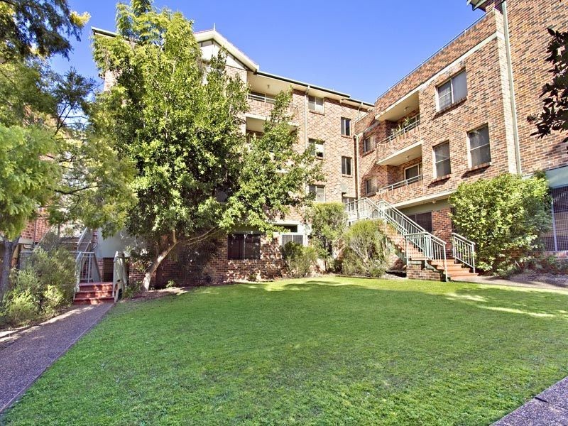 12/14-18 Railway Crescent, Jannali NSW 2226
