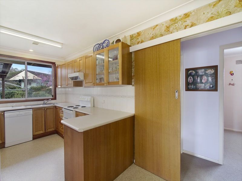 2 Kalmia Place, Miranda NSW 2228