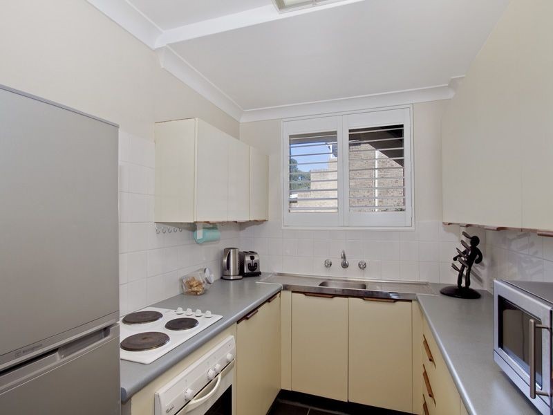 18/2 Railway Crescent, Jannali NSW 2226