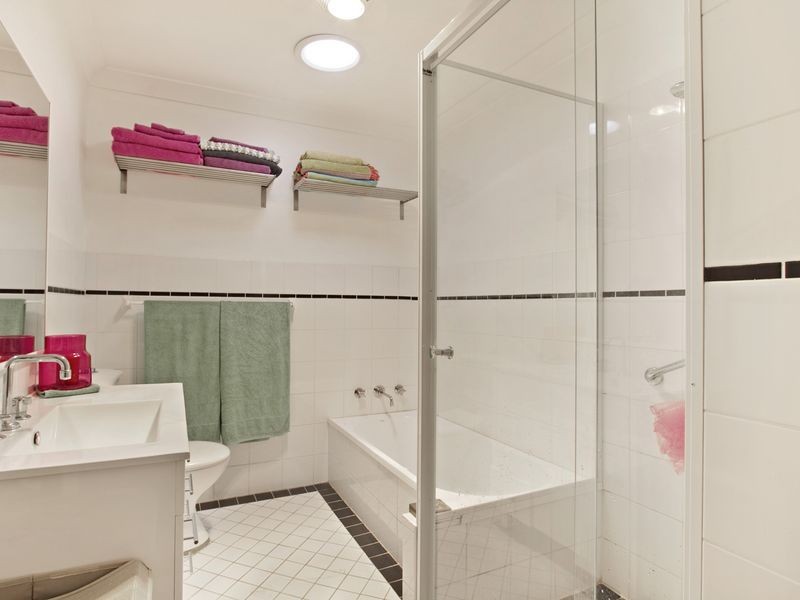 2/27 National Avenue, Loftus NSW 2232