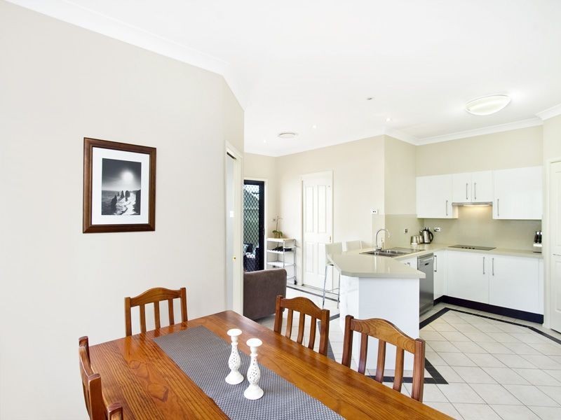 2/12 Yarra Vista Court, Yarrawarrah NSW 2233