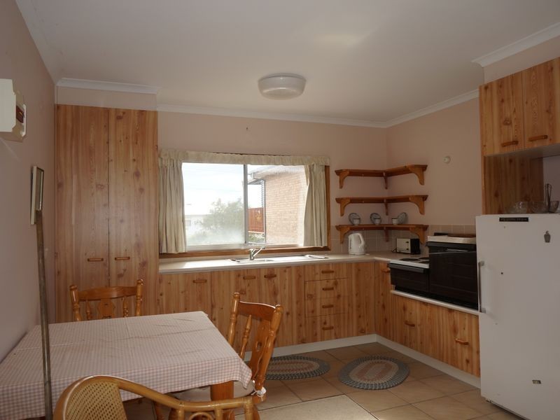 25 Tatiara Street, Dalmeny NSW 2546