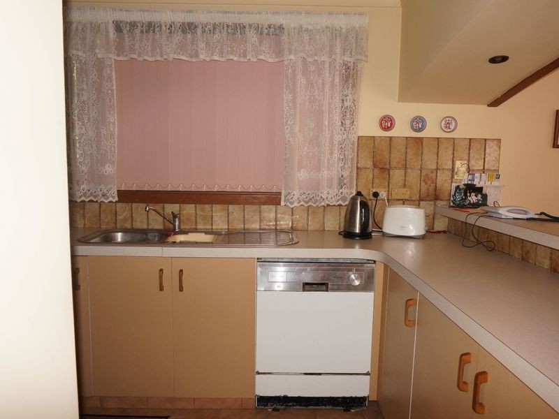 25 Tatiara Street, Dalmeny NSW 2546