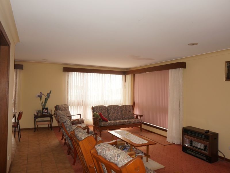 25 Tatiara Street, Dalmeny NSW 2546