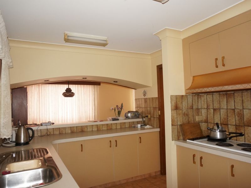 25 Tatiara Street, Dalmeny NSW 2546