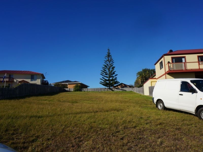 124 Noble Parade, Dalmeny NSW 2546