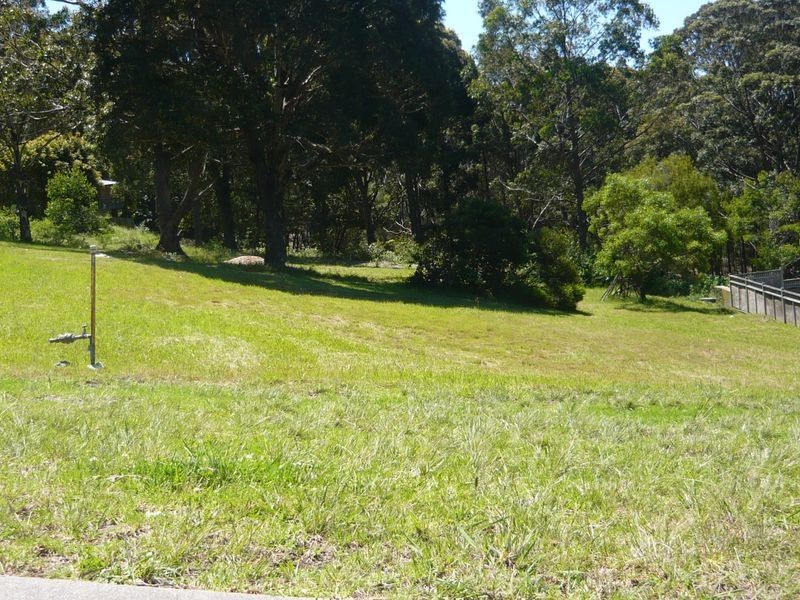 5 Dawn Parade, Kianga NSW 2546