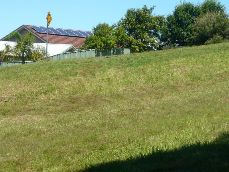 5 Dawn Parade, Kianga NSW 2546