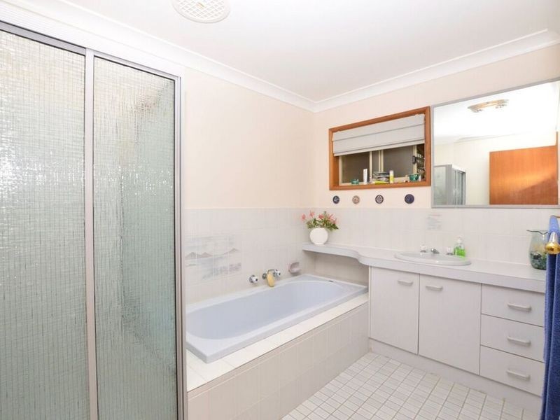 39 Noble Parade, Dalmeny NSW 2546