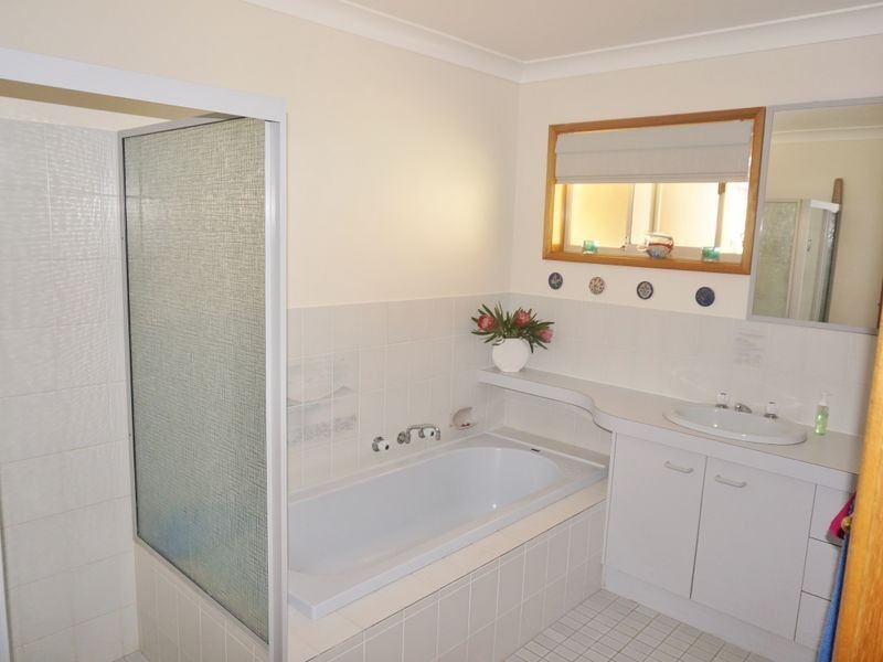 39 Noble Parade, Dalmeny NSW 2546