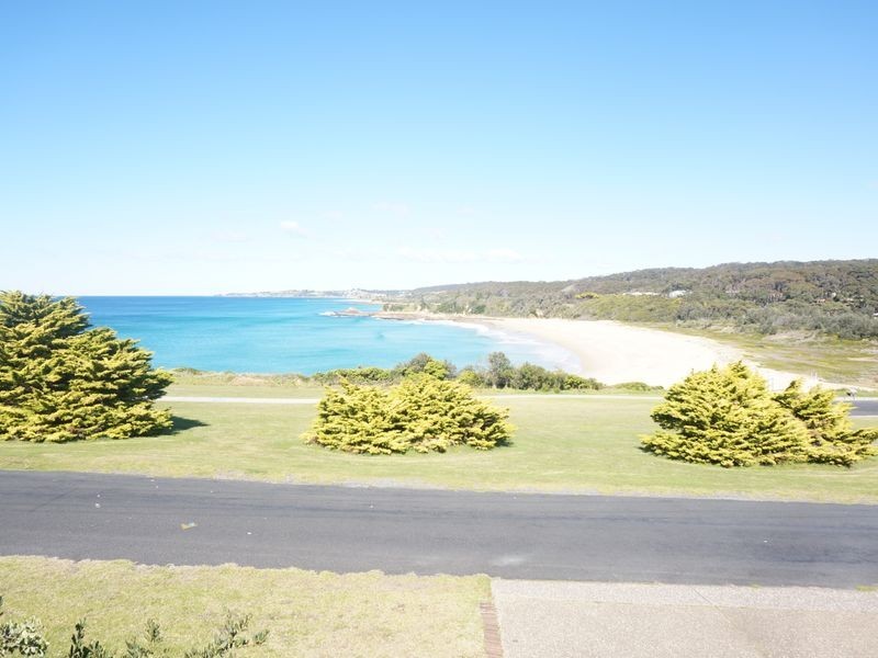 120 Ocean Parade, Dalmeny NSW 2546