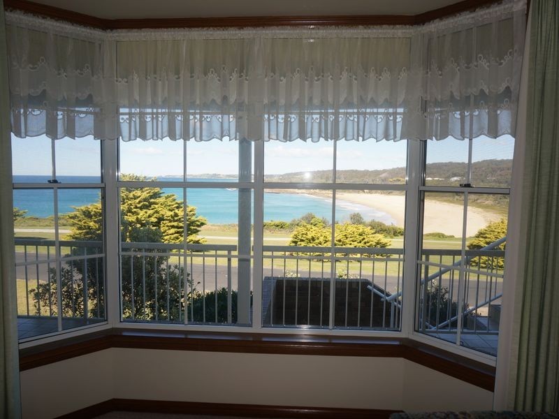 120 Ocean Parade, Dalmeny NSW 2546