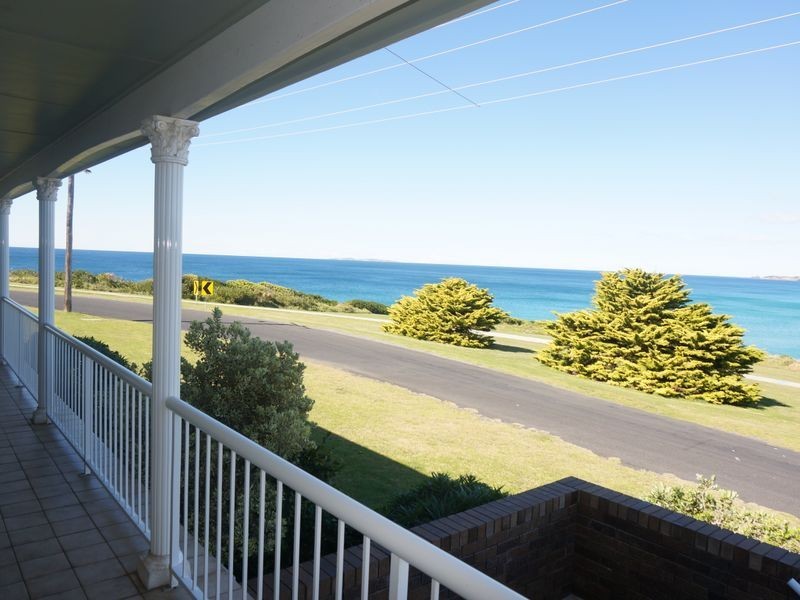 120 Ocean Parade, Dalmeny NSW 2546