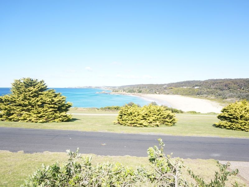 120 Ocean Parade, Dalmeny NSW 2546