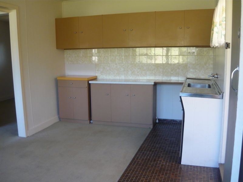 31 Binalong Street, Dalmeny NSW 2546