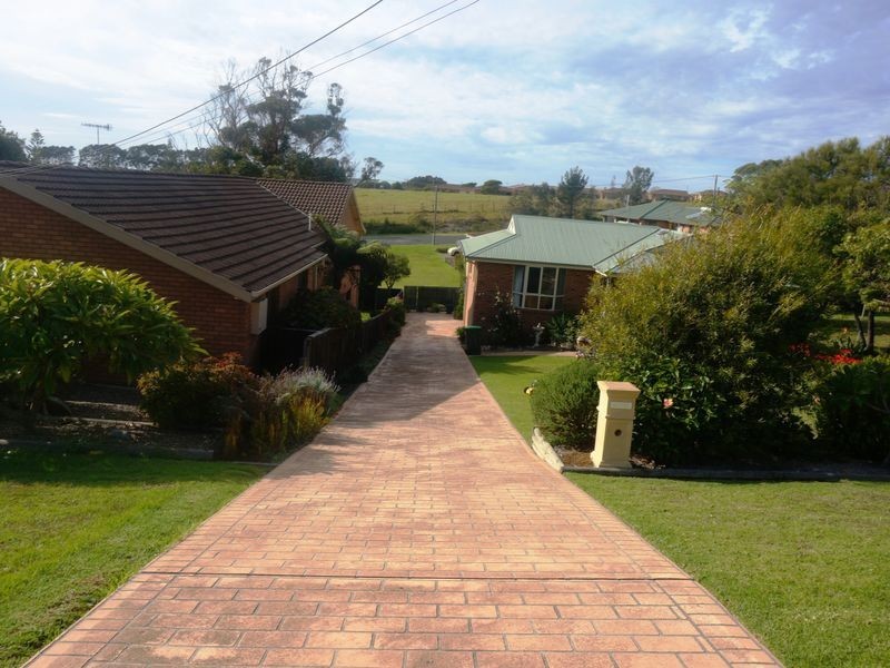 18 Haddrill Parade, Dalmeny NSW 2546