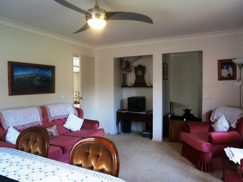 18 Haddrill Parade, Dalmeny NSW 2546