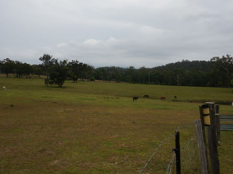 8 Western Boundary Road, Turlinjah NSW 2537