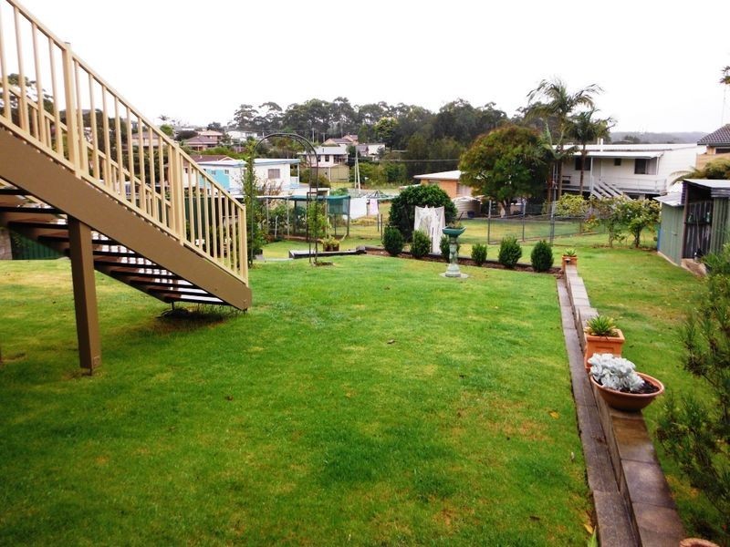 31 Binnalong Street, Dalmeny NSW 2546